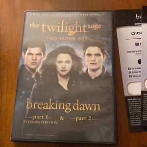 🍿Gently used, The Twilight saga Two Movie Set 🎥 Breaking Dawn part 1 & 2
